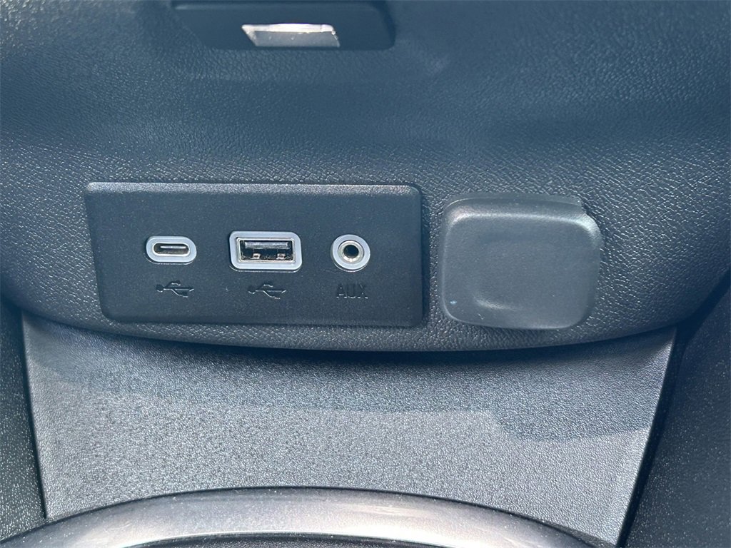 Used 2024 Chevrolet Malibu LT image 14