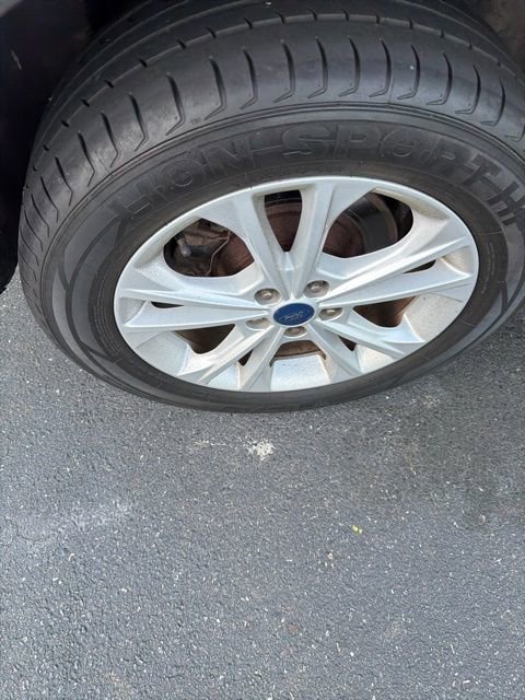 Used 2017 Ford Escape SE image 13