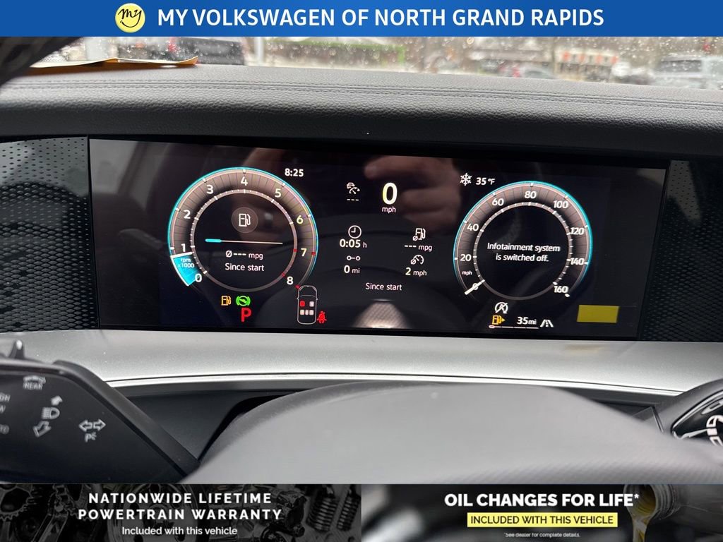 New 2026 Volkswagen Tiguan SE image 12