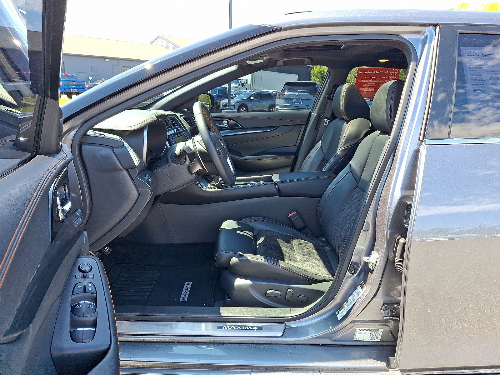 Certified 2023 Nissan Maxima SR w/ Sport Mat Group FWD image 16