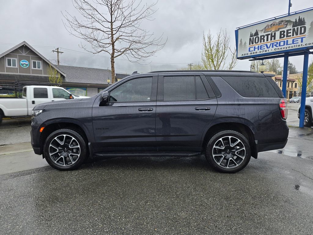 Used 2022 Chevrolet Tahoe RST w/ Luxury Package AWD/4WD image 8