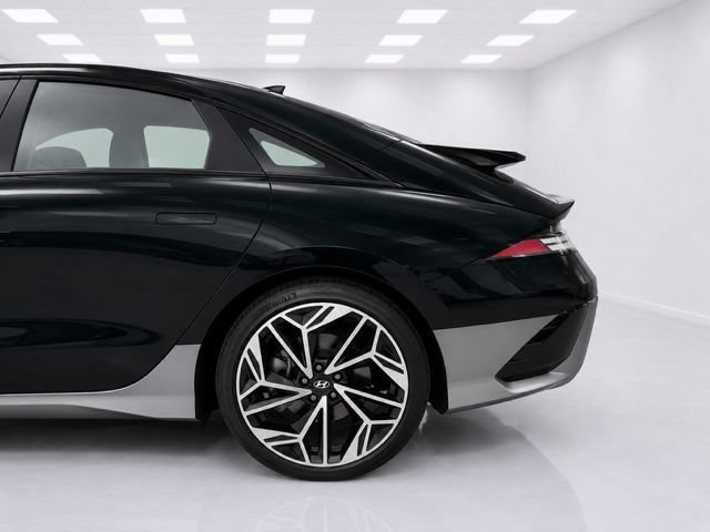 Used 2024 Hyundai Ioniq 6 SEL AWD/4WD image 4