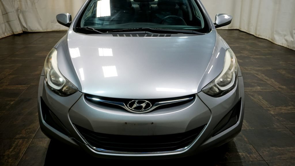 Used 2016 Hyundai Elantra SE FWD image 4