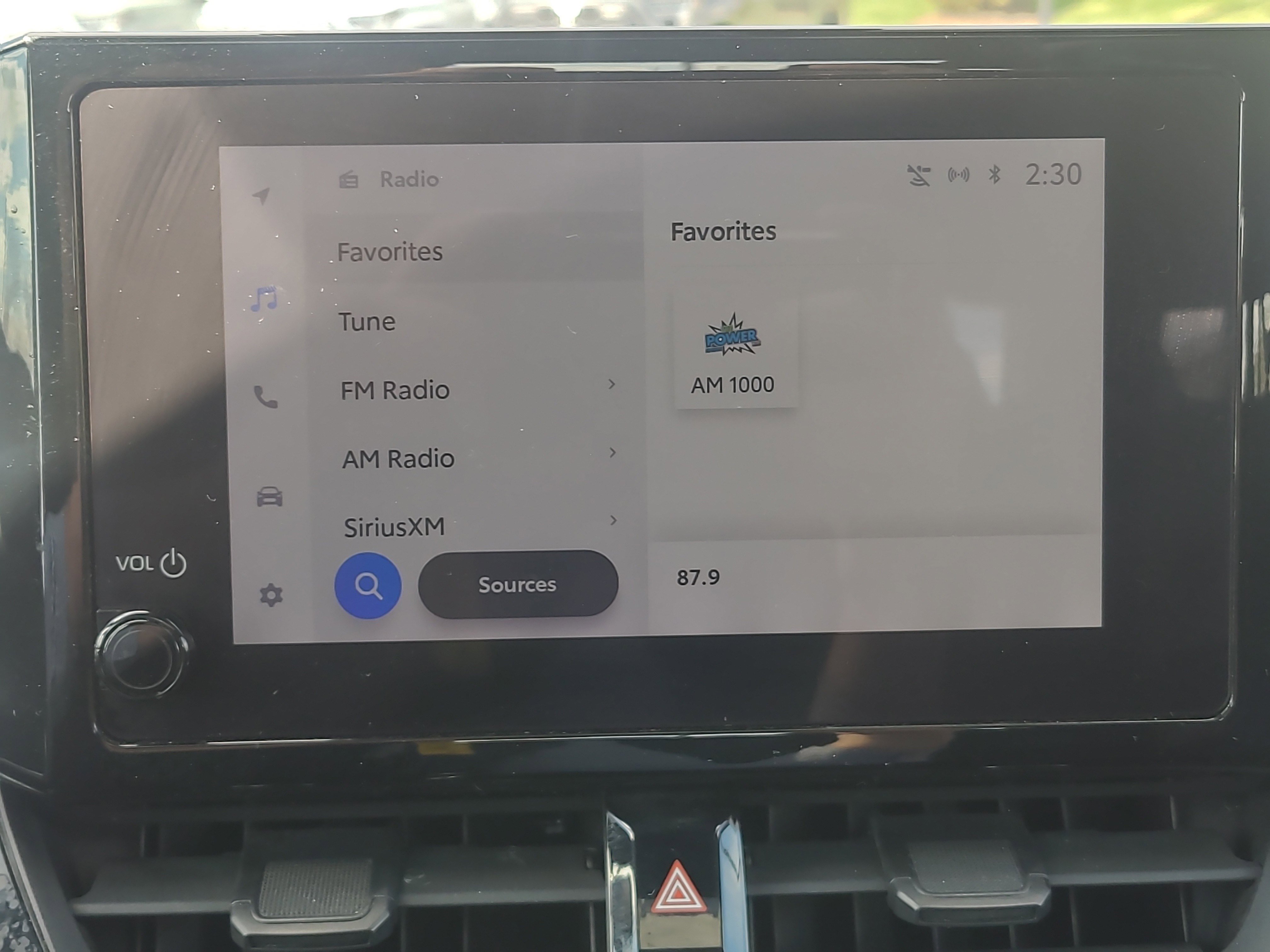 Used 2023 Toyota Corolla SE w/ SE Premium Package image 28