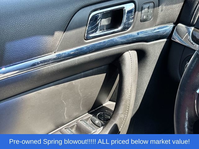 Used 2013 Lincoln MKS FWD image 34