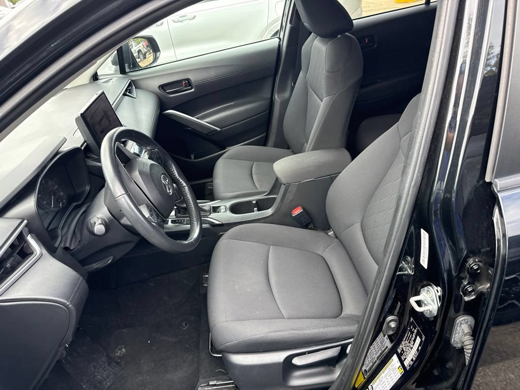 Used 2023 Toyota Corolla Cross LE FWD image 10
