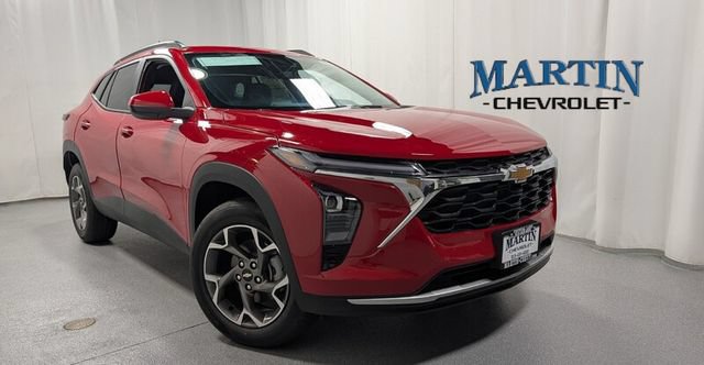 New 2026 Chevrolet Trax LT w/ Driver Confidence Package FWD image 1