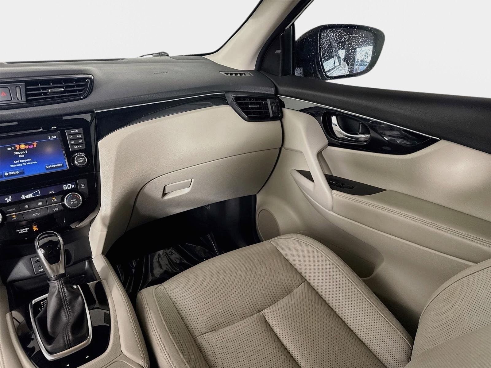 Certified 2018 Nissan Rogue Sport SL w/ SL Premium Package FWD image 26