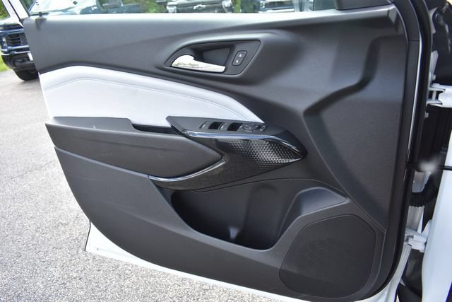New 2026 Chevrolet Trax LT w/ LT Convenience Package FWD image 32