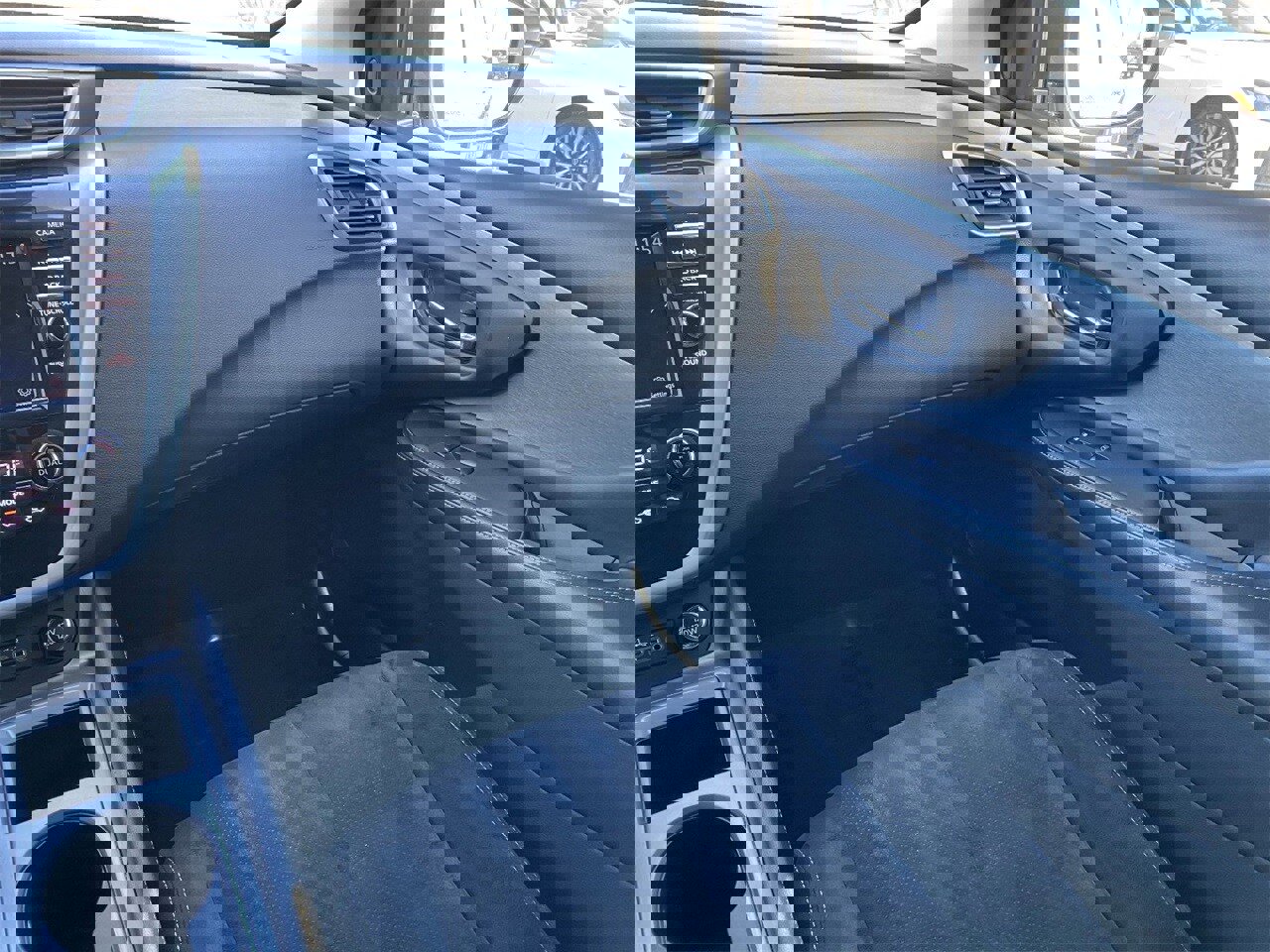 Certified 2020 Nissan Murano S w/ Technology Package image 17