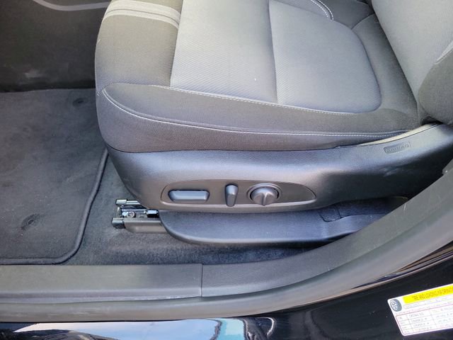 Used 2025 Chevrolet Blazer LT image 13