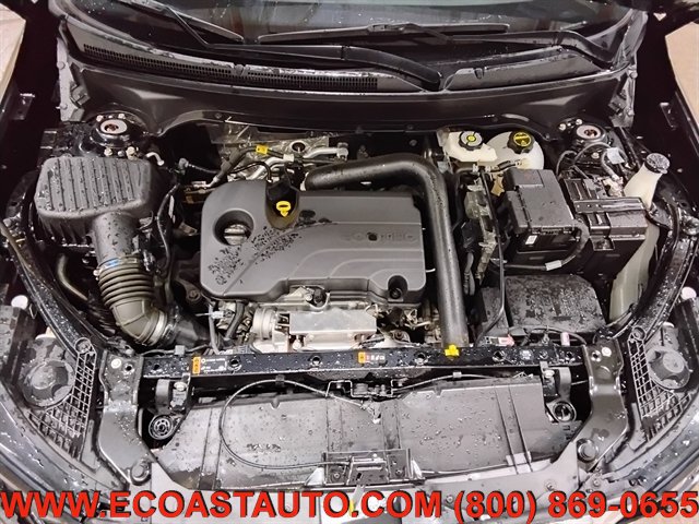 Used 2024 GMC Terrain Denali w/ Denali Premium Package AWD/4WD image 9