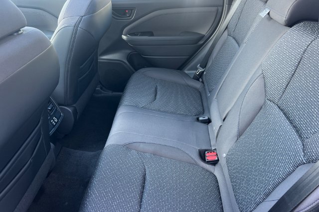 Used 2026 Subaru Forester Premium AWD/4WD image 9