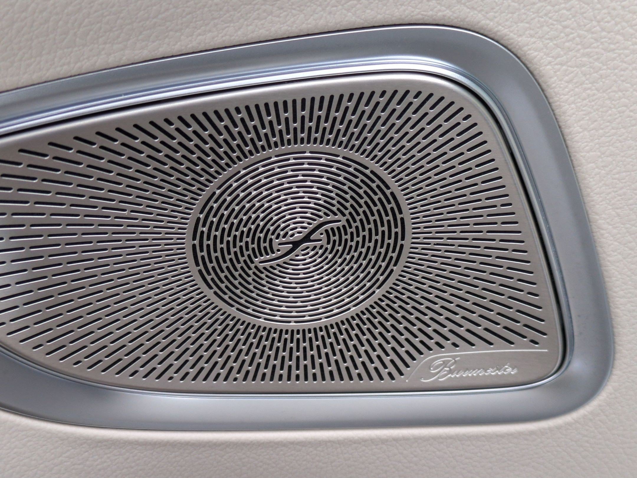 Used 2025 Mercedes-Benz C 300 Sedan image 14