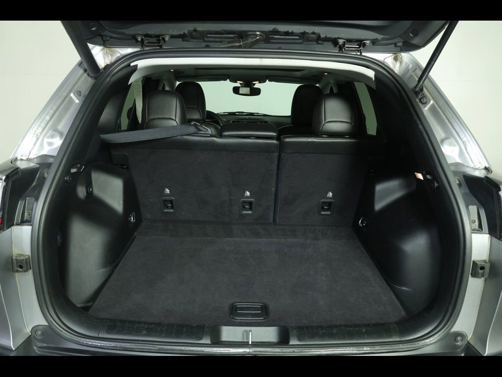 Used 2019 Jeep Cherokee Limited image 13