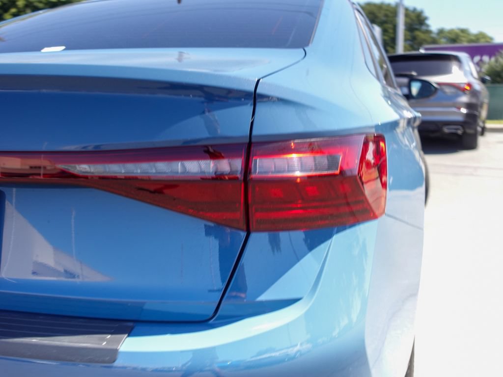 Certified 2025 Volkswagen Jetta Sport FWD image 6