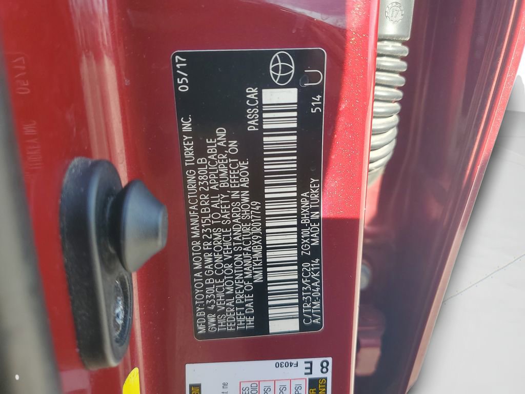 Used 2018 Toyota C-HR XLE image 26