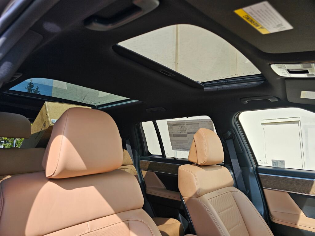 New 2025 Hyundai Santa Fe Limited image 13