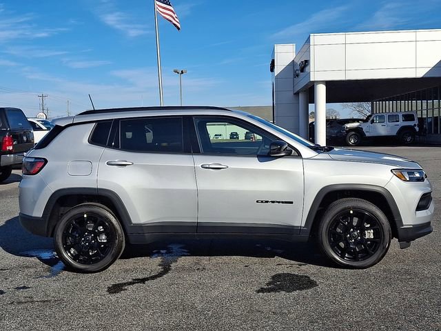 New 2026 Jeep Compass Latitude image 5