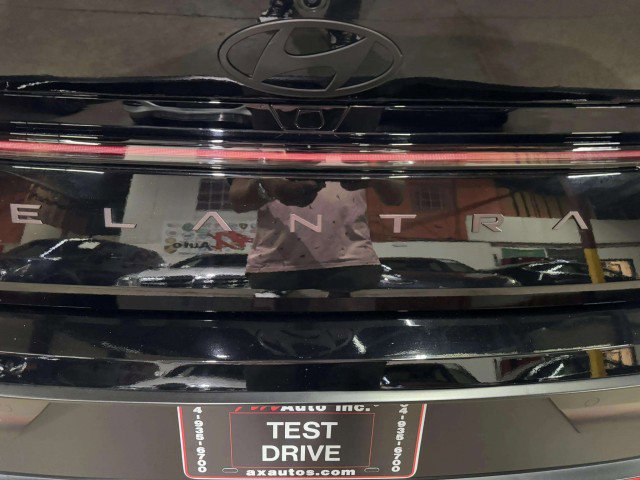 Used 2024 Hyundai Elantra N image 10