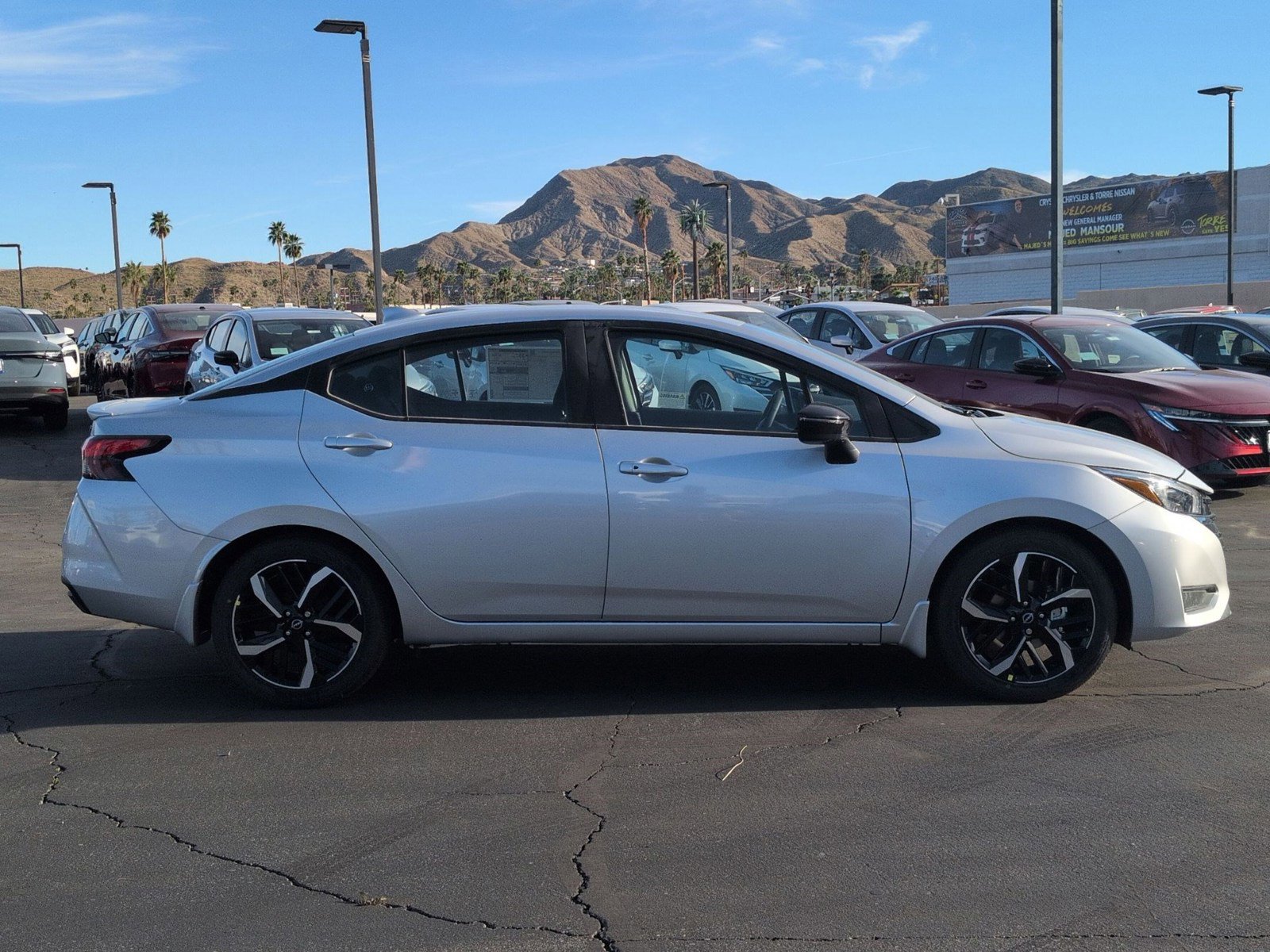 New 2025 Nissan Versa SR w/ Trunk Package image 5