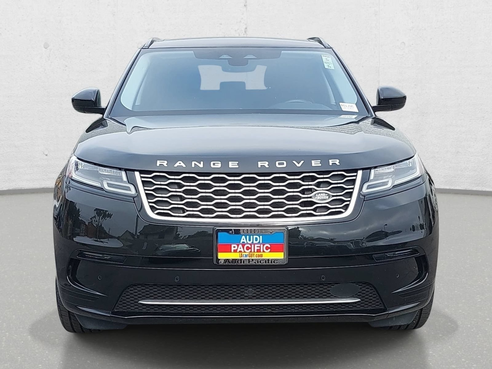 Used 2022 Land Rover Range Rover Velar S AWD/4WD image 2