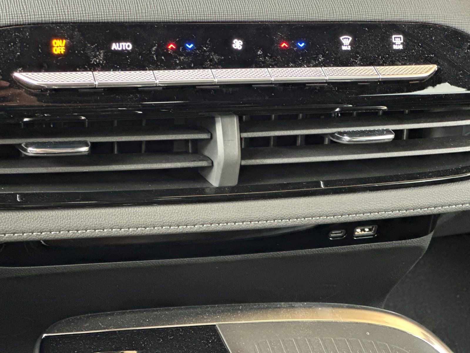 New 2026 Buick Enclave Sport Touring w/ Power Package FWD image 22