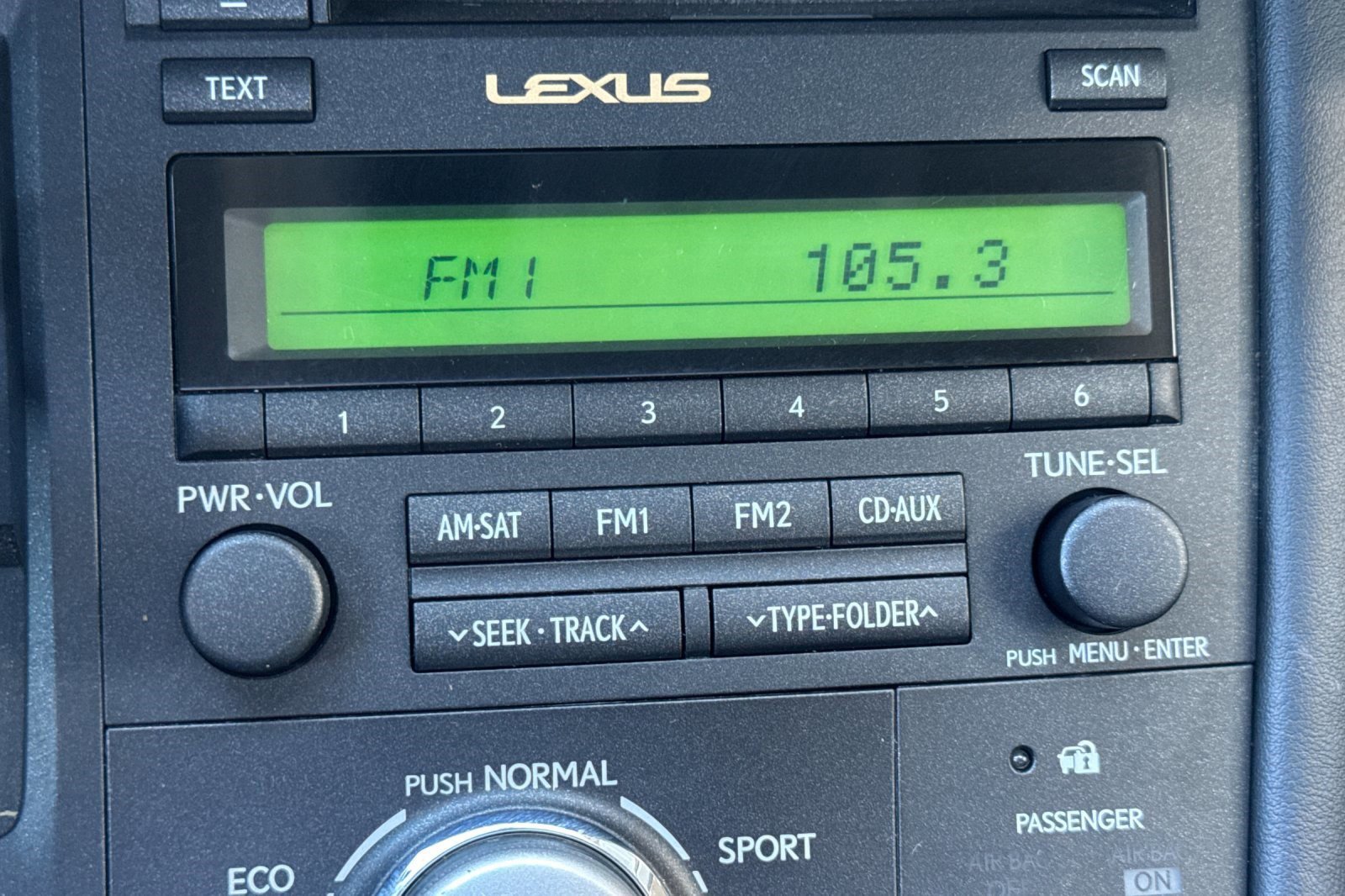 Used 2012 Lexus CT 200h image 17