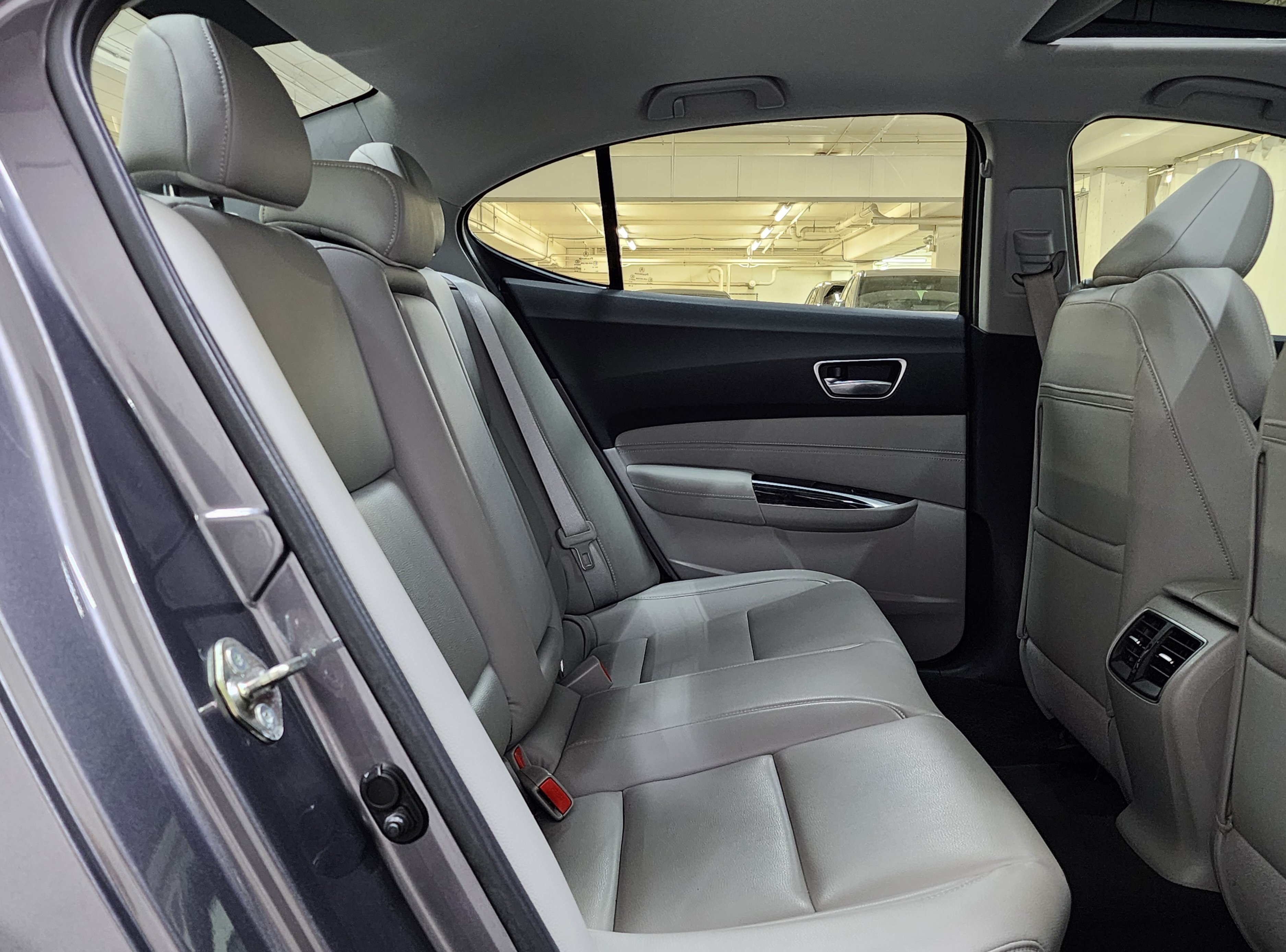 Used 2019 Acura TLX FWD image 21