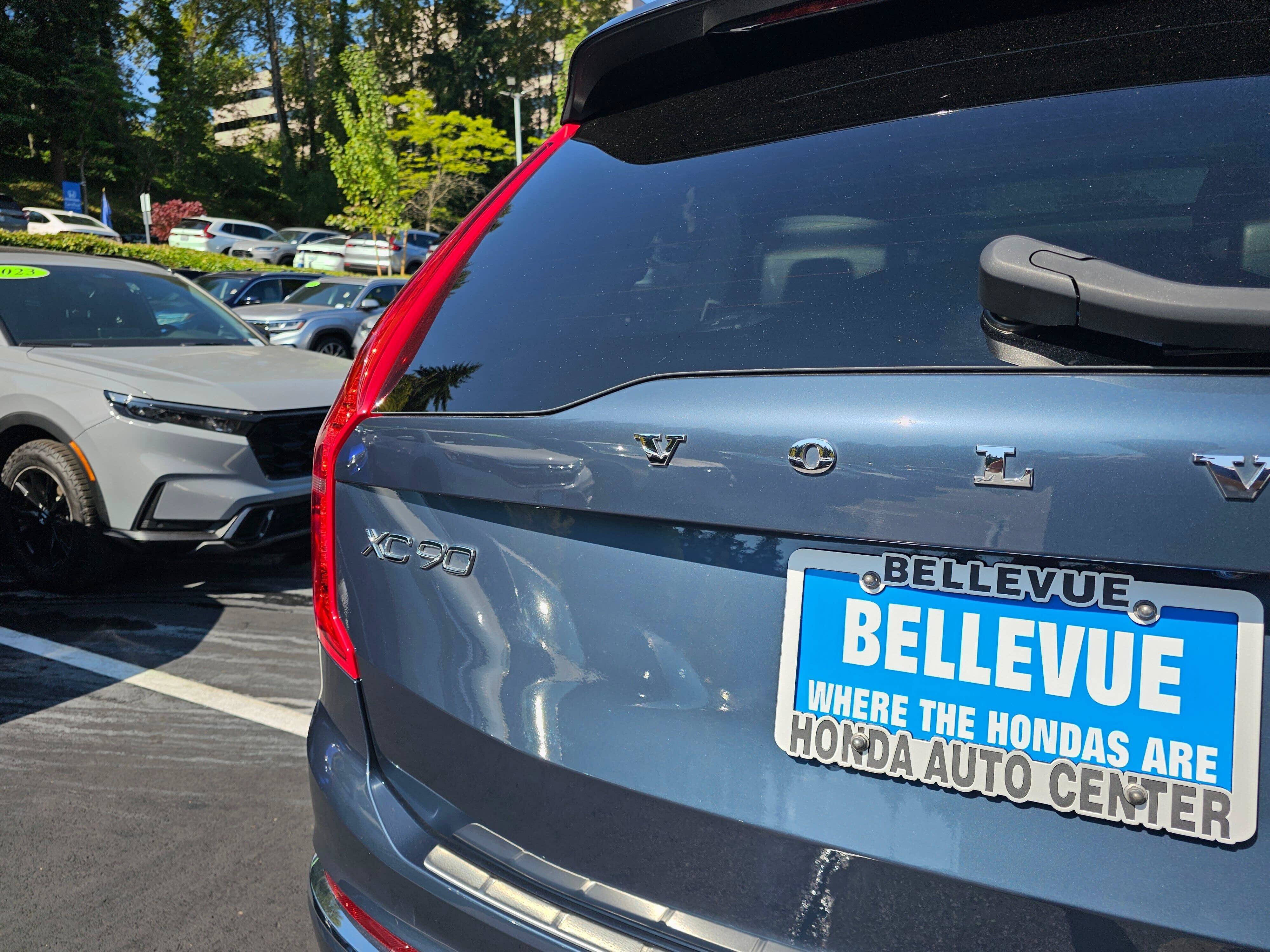 Used 2023 Volvo XC90 B5 Plus w/ Protection Package Premier AWD/4WD image 16