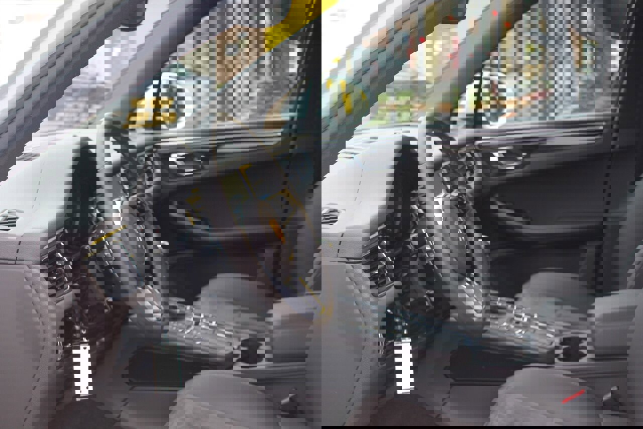 Used 2017 Porsche Macan image 17