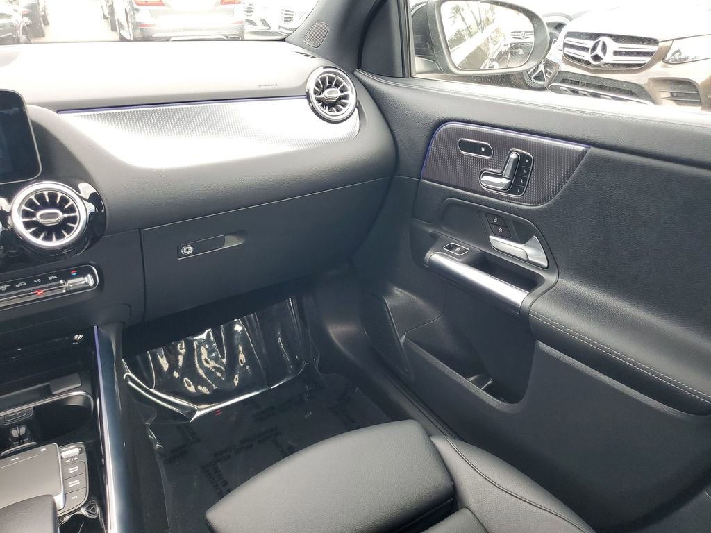 Certified 2021 Mercedes-Benz GLA 250 image 4