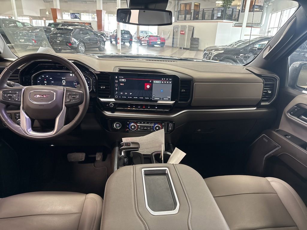 Used 2022 GMC Sierra 1500 SLT w/ SLT Convenience Package image 14