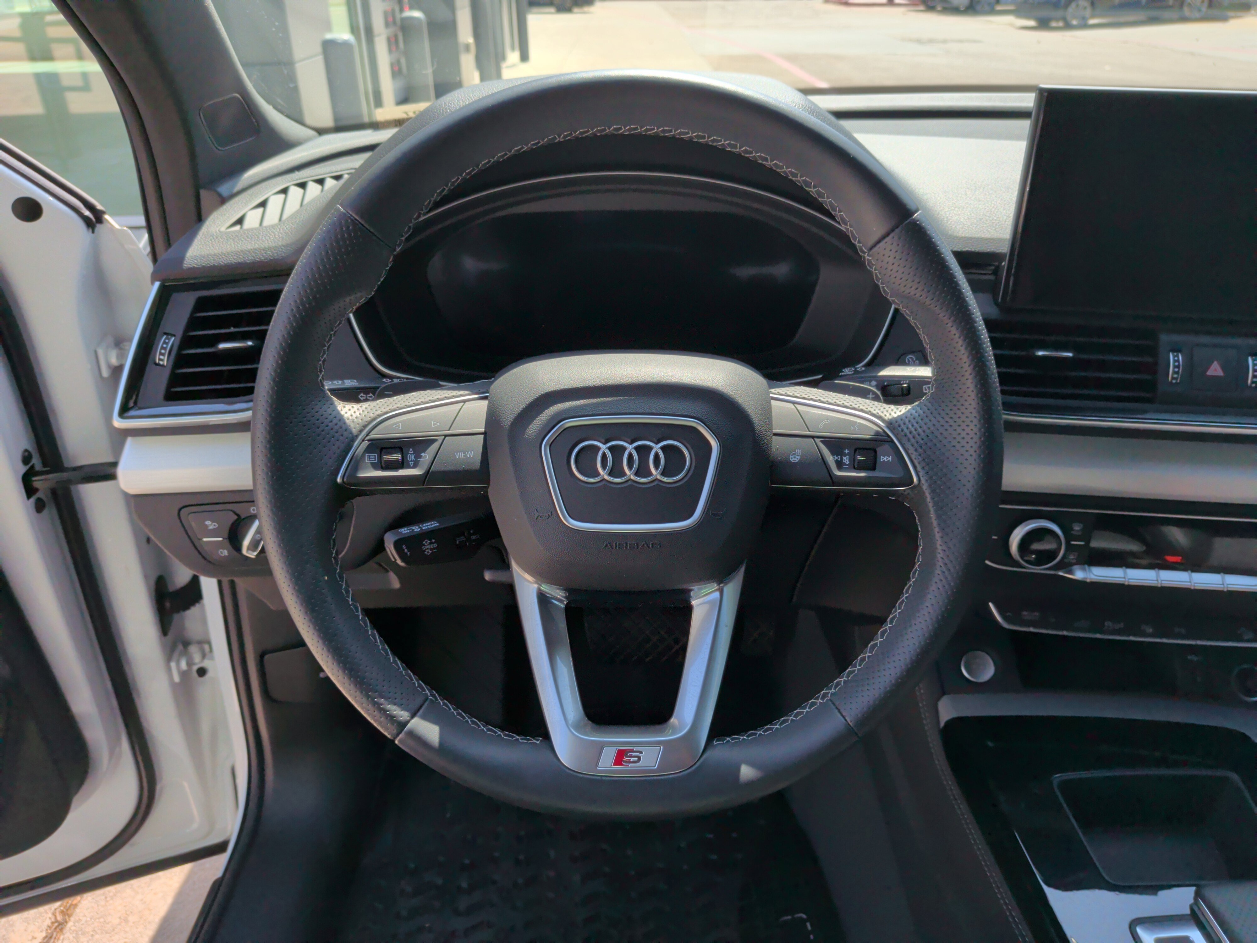 Certified 2023 Audi Q5 e Prestige w/ Prestige Package AWD/4WD image 18