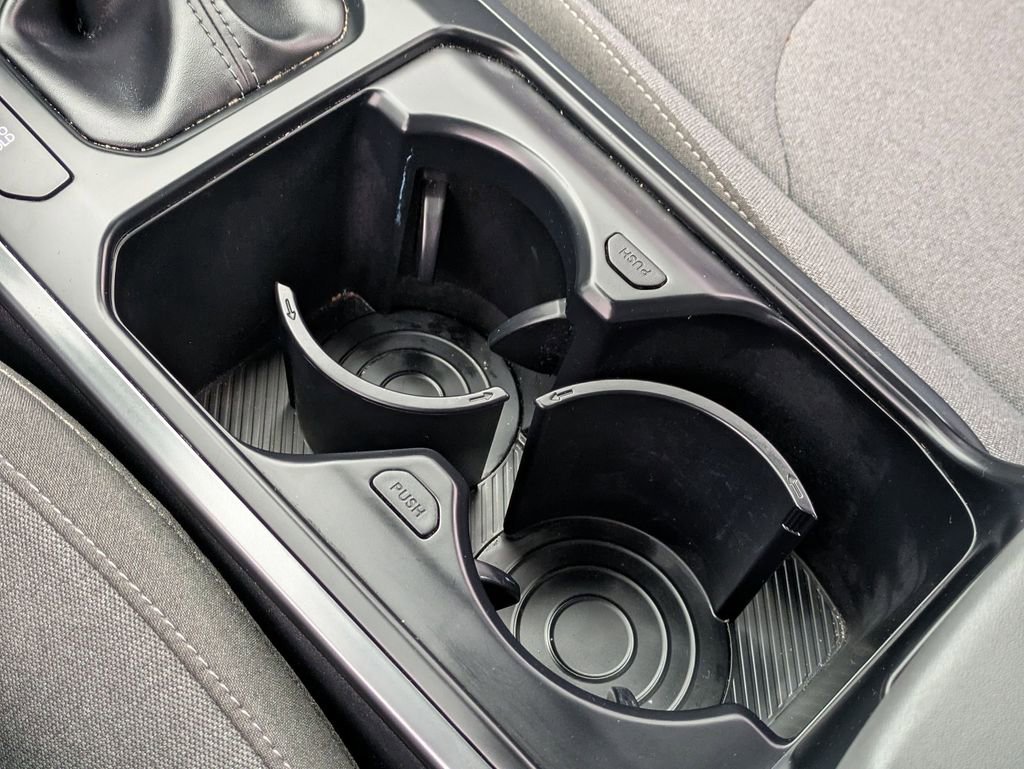 Used 2025 Kia K4 LXS image 19