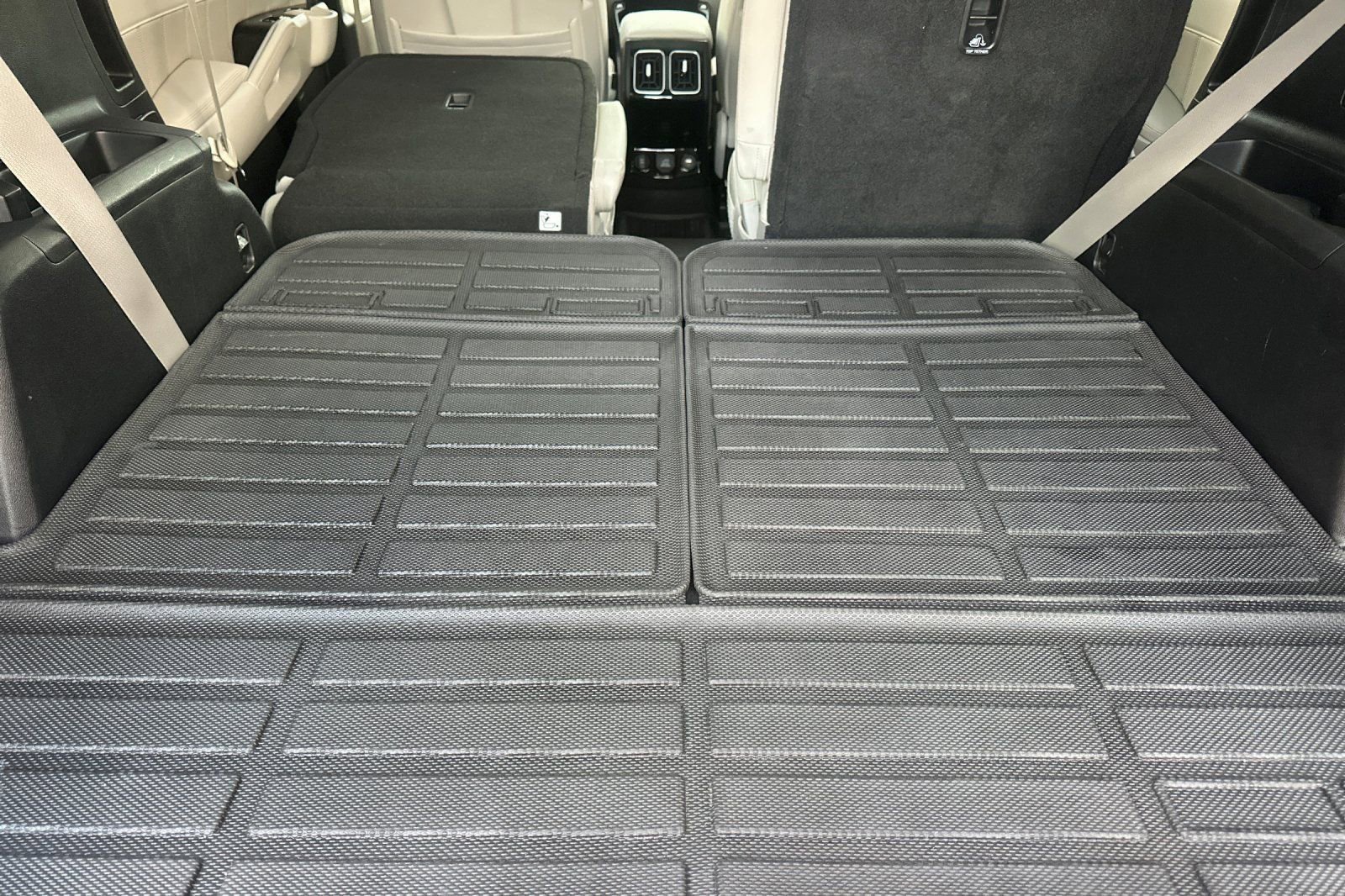 Used 2024 Kia Sorento SX Prestige image 17