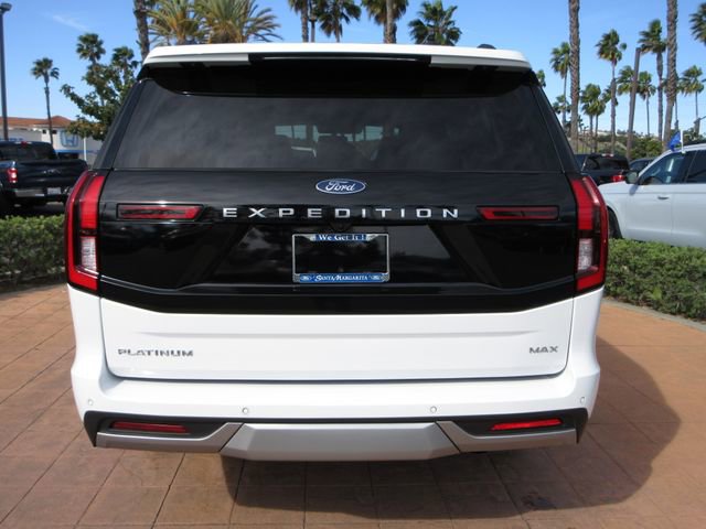 Certified 2025 Ford Expedition Max Platinum image 3