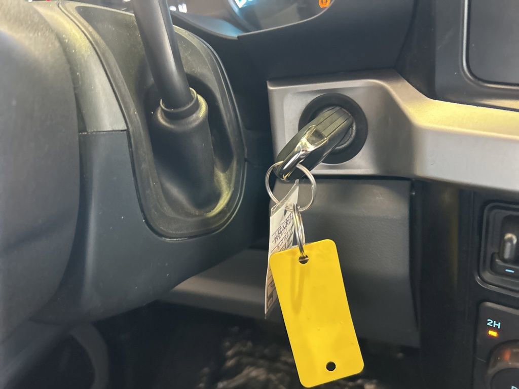 Used 2024 Ford F350 XLT w/ Camper Package image 49