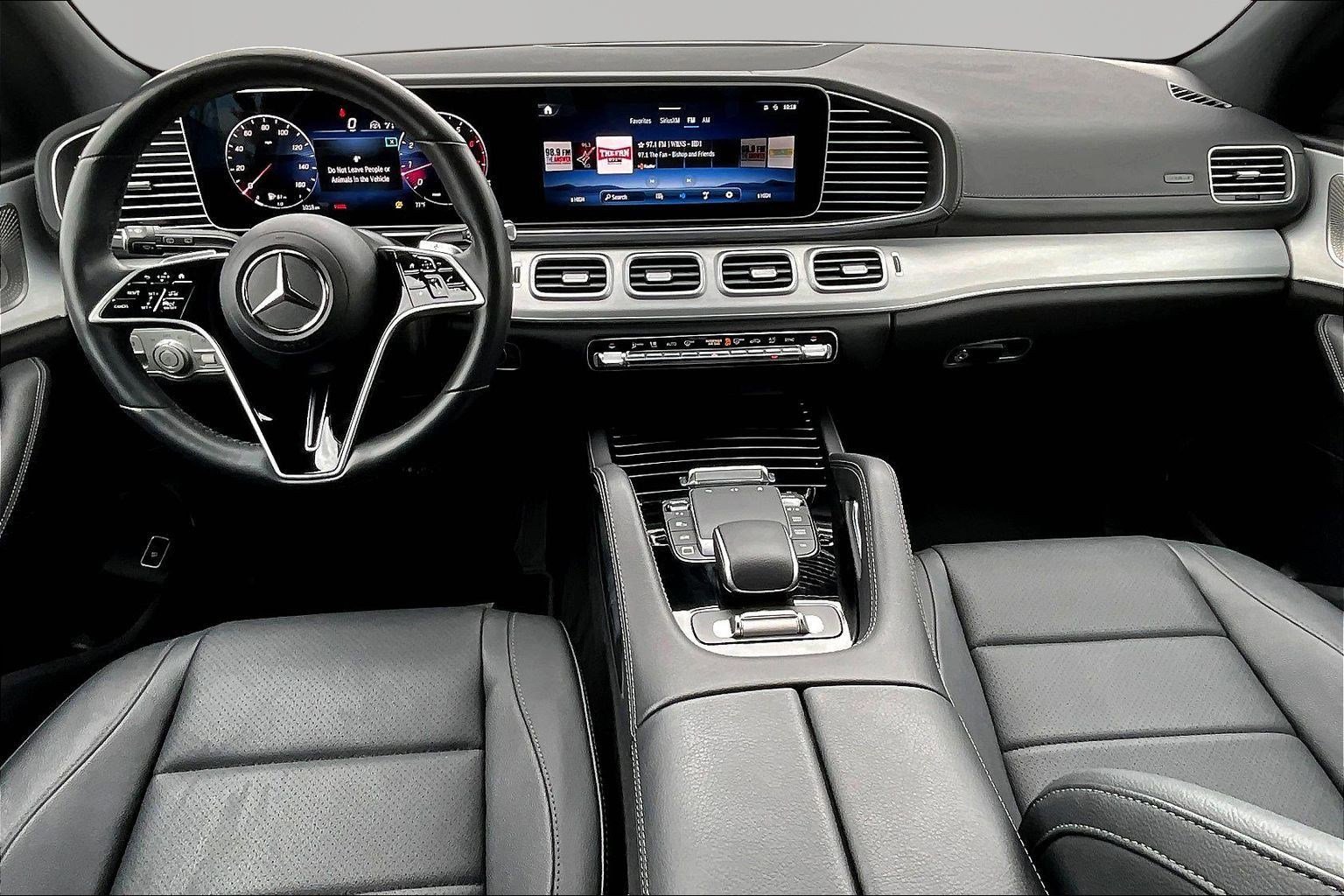 Used 2025 Mercedes-Benz GLS 450 4MATIC image 6