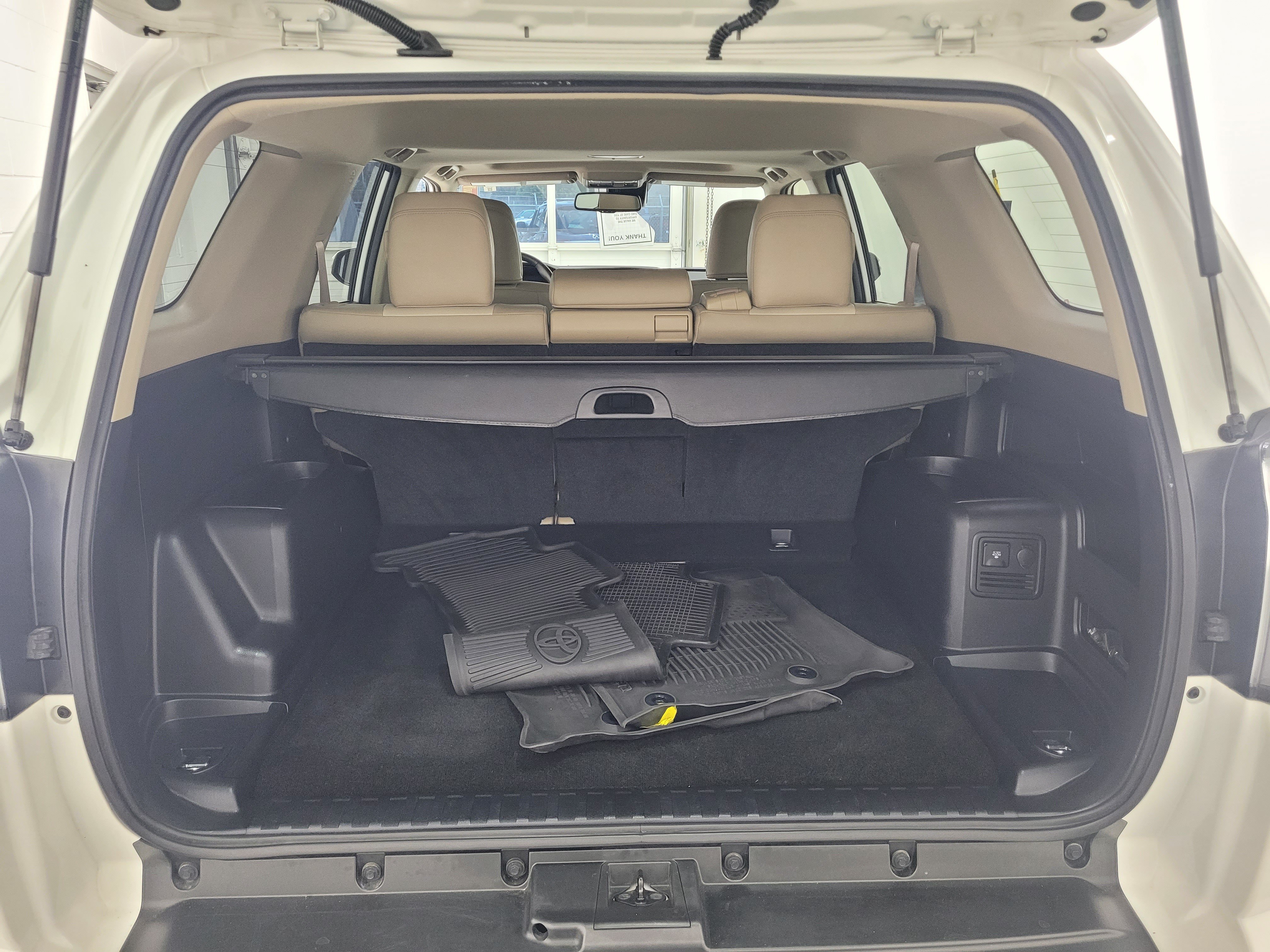 Certified 2022 Toyota 4Runner SR5 Premium w/ Moonroof Package AWD/4WD image 7