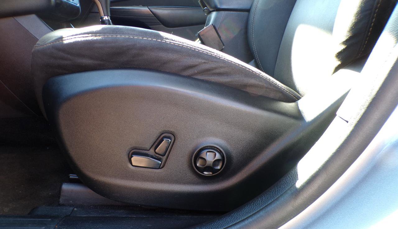 Used 2014 Jeep Cherokee Latitude w/ Comfort/Convenience Group image 30