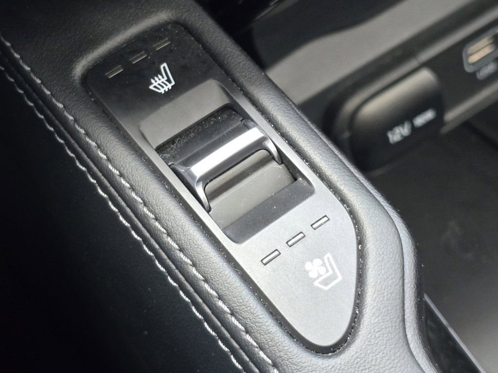 Used 2024 Kia Telluride EX X-Line image 5