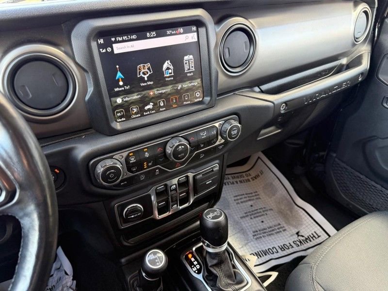 Used 2019 Jeep Wrangler Unlimited Sport S image 25