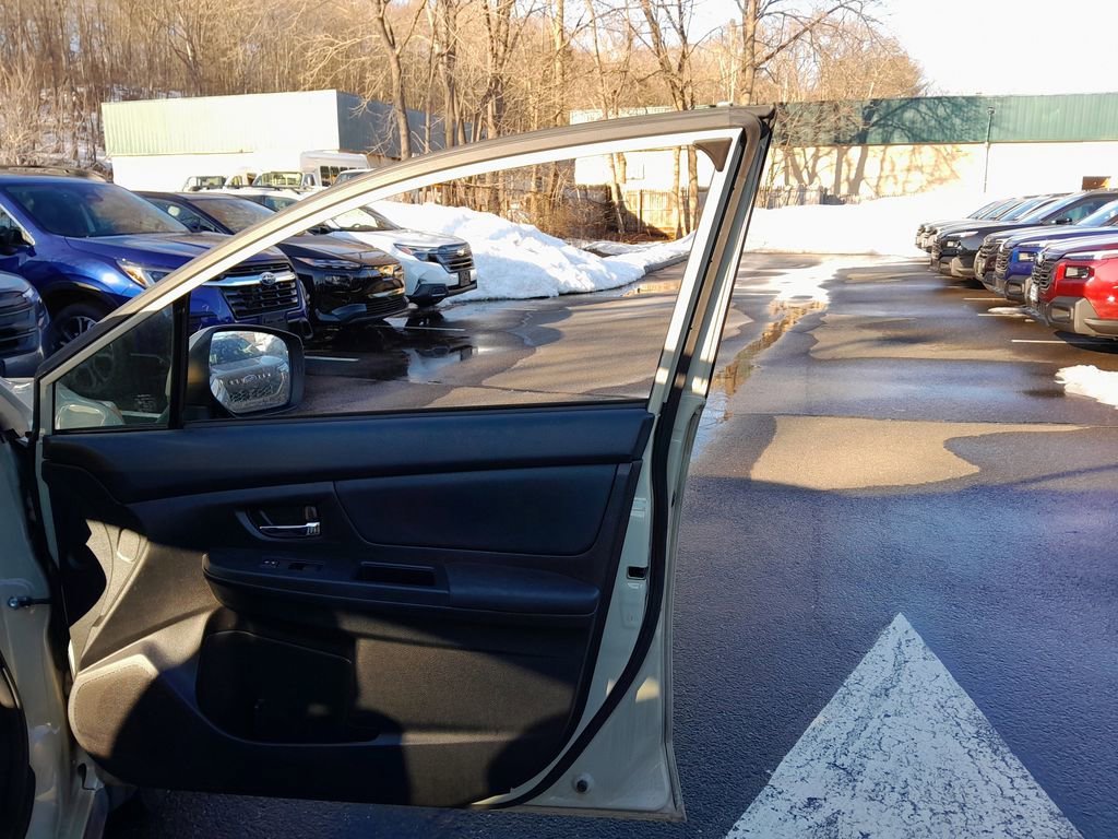 Used 2013 Subaru Crosstrek 2.0i Limited image 34