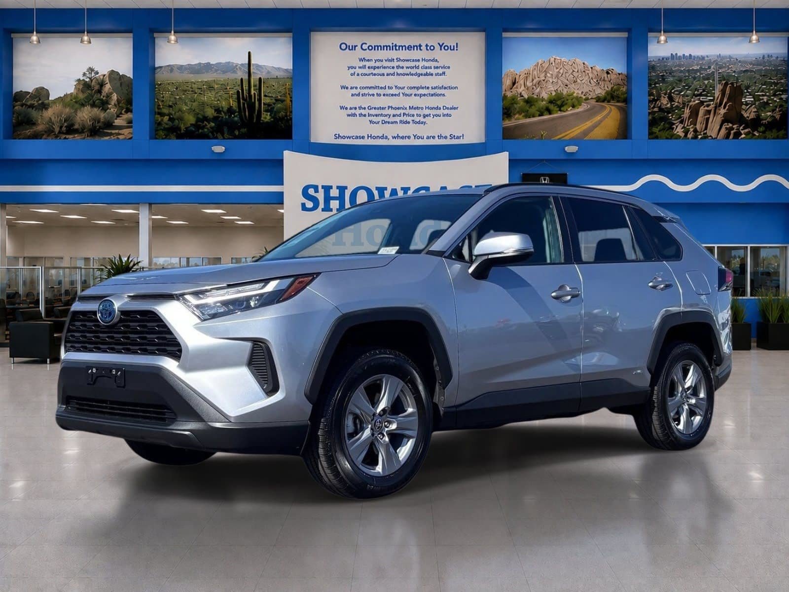 Used 2023 Toyota RAV4 LE AWD/4WD image 2