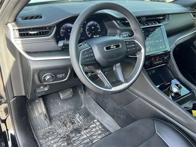 Certified 2024 Jeep Grand Cherokee L Laredo image 18