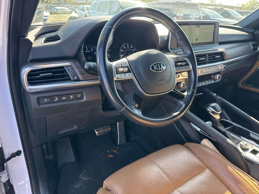 Certified 2021 Kia Telluride SX w/ Towing Package image 11