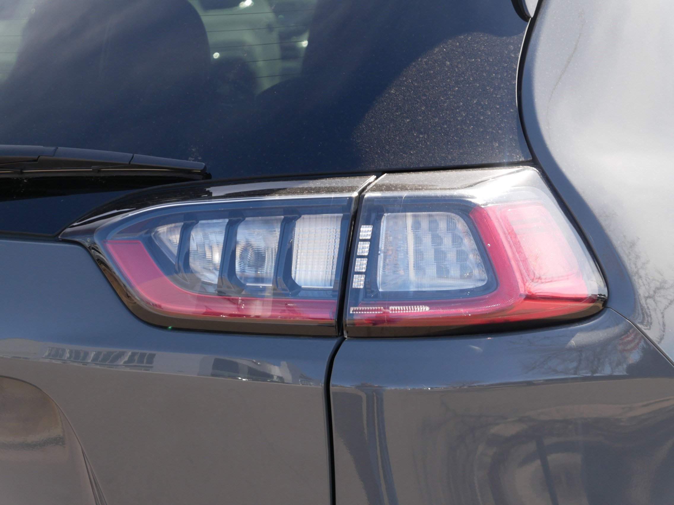 Used 2022 Jeep Cherokee Latitude Lux image 17