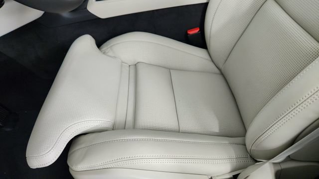 New 2026 Volvo XC90 T8 Ultra w/ Protection Package Premier AWD/4WD image 13