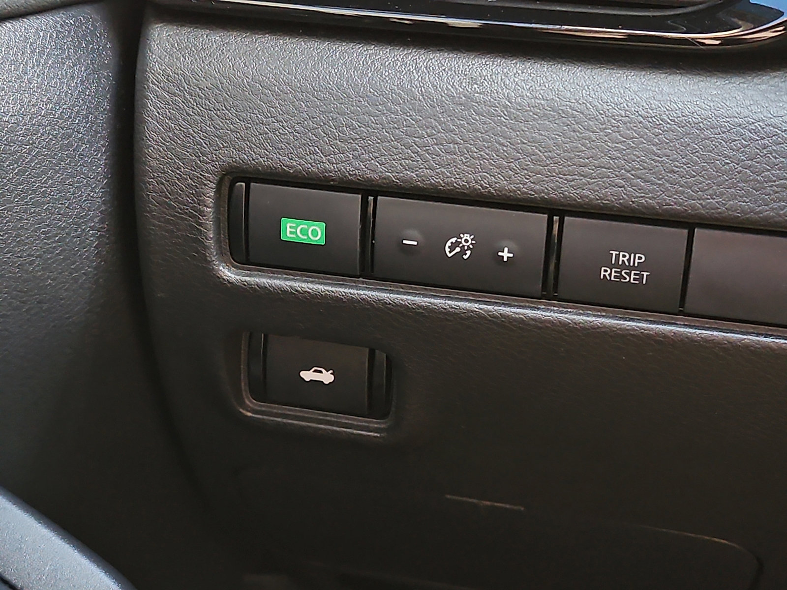 Certified 2021 Nissan Sentra SV image 25